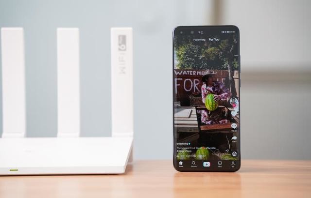 华为WiFi AX3值得入手吗?华为WiFi AX3路由器全面测评