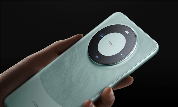 卫星通话 5G速度！华为扔下一枚重磅炸弹