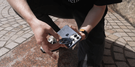 iPhone 15 Pro全球首次跌落测试:钛金属似乎没有想象那么好