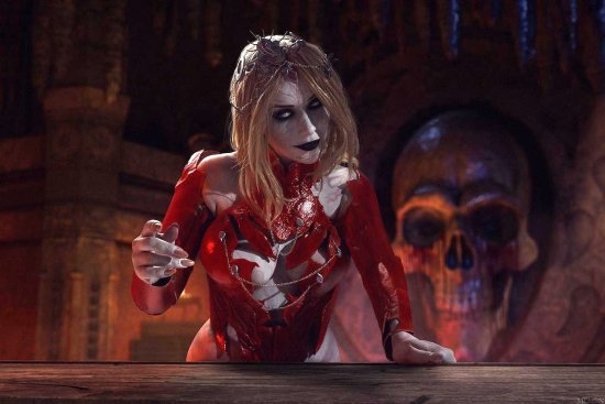 美女COS《博德之门3》腥红奥林超还原:逼真到像截图